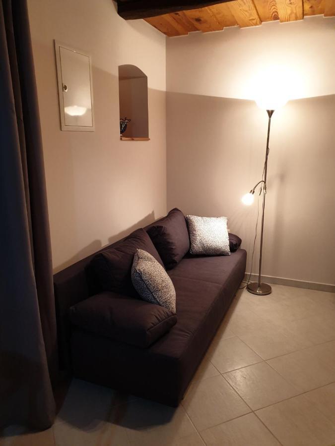 Kis Haz Apartman Zalacsany Bagian luar foto