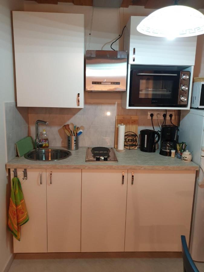 Kis Haz Apartman Zalacsany Bagian luar foto